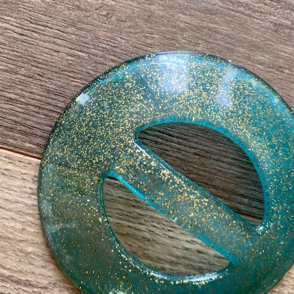 SET OF 2 VINTAGE SPARKLY GLITTERY BUCKLE SCARF SLIDER - Picture 6 of 8